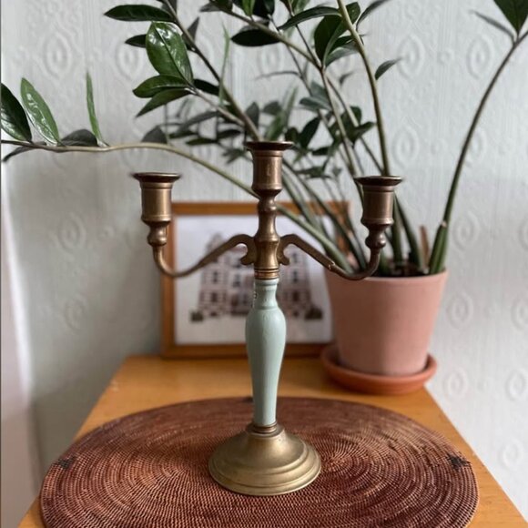 Vintage Brass/Sage Green Wood Candle Holder 🕯️ Bougeoir vintage en laiton Chand - Picture 4 of 5